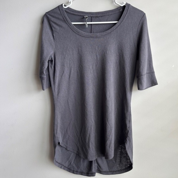 Athleta Tops - Athleta‎ Gray Short Sleeve Top Womens XS